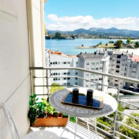 アパート Holibai, Bela Arnela, Apto Luminoso Con Encantadoras Vistas Al Mar